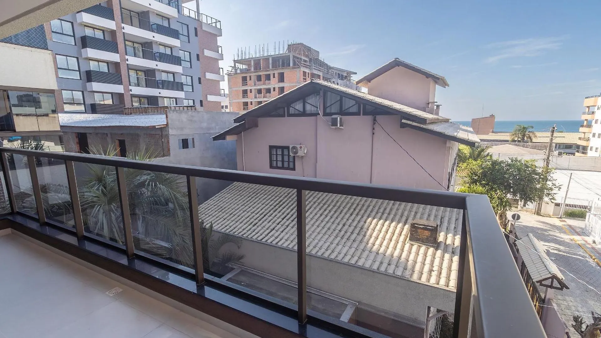 شقة Recanto Dos Girassois 206 - Excelente Apartamento 2 Quartos Em Predio Com Piscina - A 200M Do Mar - بومبينهاس
