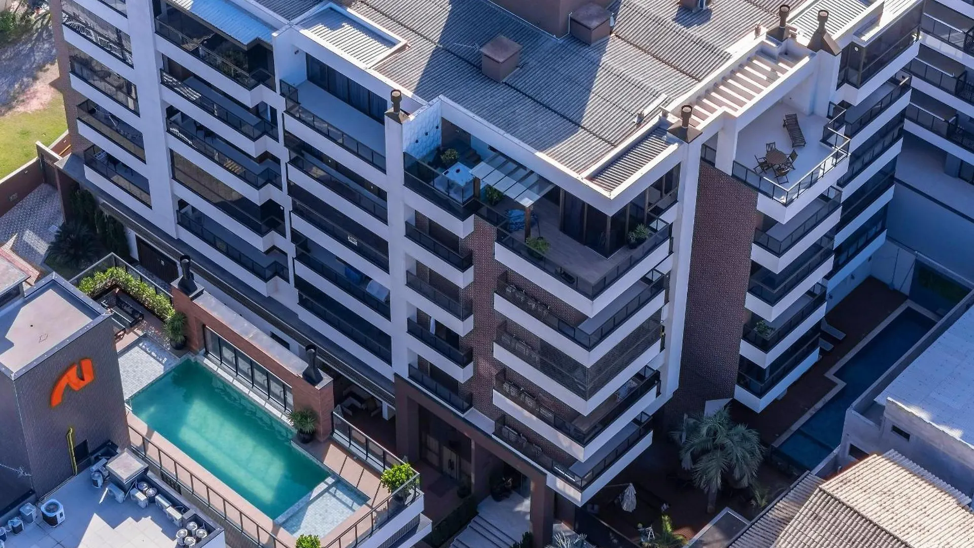 Recanto Dos Girassois 206 - Excelente Apartamento 2 Quartos Em Predio Com Piscina - A 200M Do Mar - بومبينهاس شقة